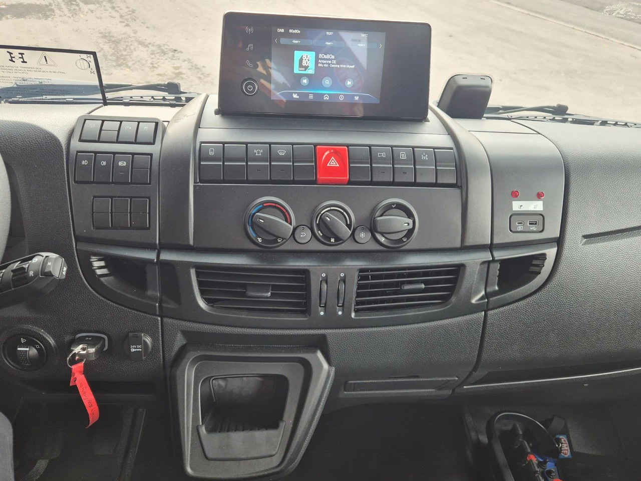 Camion benne, Camion grue Iveco Eurocargo ML150E32WS 4x4 Kran HMF 1130K Funk AHK: photos 26