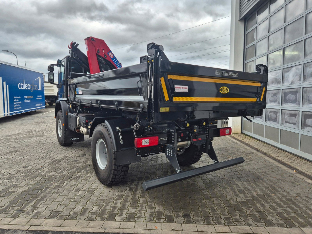 Camion benne, Camion grue Iveco Eurocargo ML150E32WS 4x4 Kran HMF 1130K Funk AHK: photos 38