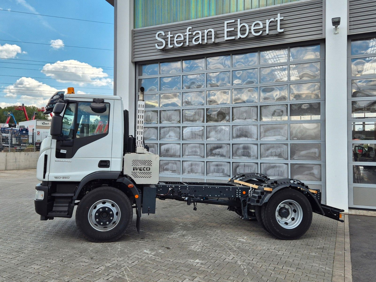 Iveco Eurocargo ML160E25/P EVI_E 4x2 RHD Rechtslenker - Balayeuse de voirie: photos 5 Iveco Eurocargo ML160E25/P EVI_E 4x2 RHD Rechtslenker - Balayeuse de voirie: photos 5