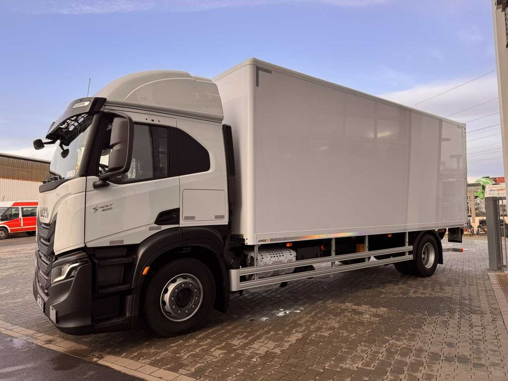 Iveco S-Way AT190S40/P LBW 2.000kg Tür Navi Bett Iveco S-Way AT190S40/P LBW 2.000kg Tür Navi Bett - Camion fourgon: photos 4 Iveco S-Way AT190S40/P LBW 2.000kg Tür Navi Bett Iveco S-Way AT190S40/P LBW 2.000kg Tür Navi Bett - Camion fourgon: photos 4