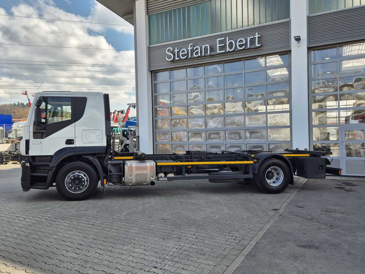 Iveco Stralis AT190S31/P BDF Klima Standh. AHK Bett - Camion porte-conteneur/ Caisse mobile: photos 5 Iveco Stralis AT190S31/P BDF Klima Standh. AHK Bett - Camion porte-conteneur/ Caisse mobile: photos 5