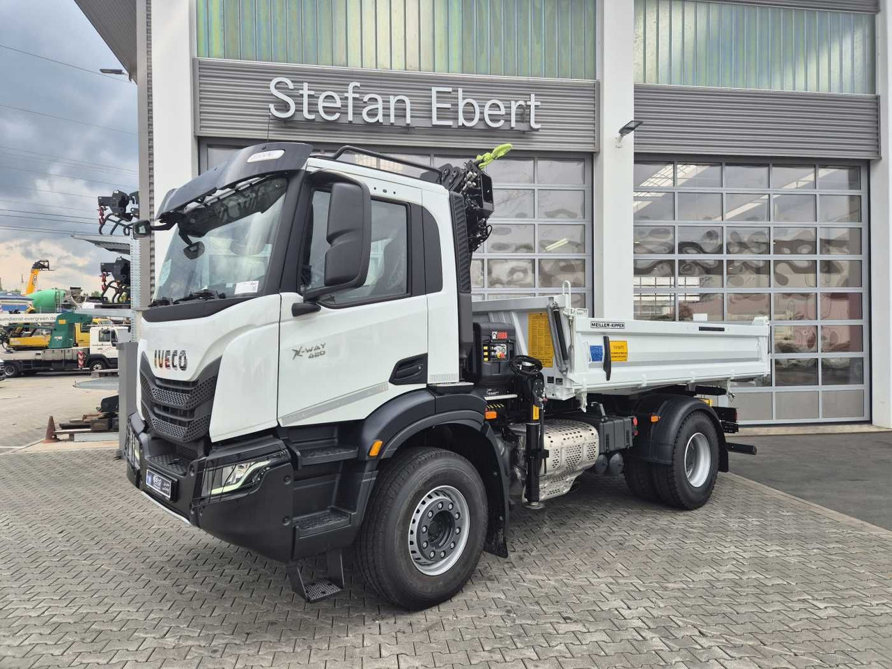 Iveco X-Way AD200X42/P HR OFF Hiab X-HIDUO 118E-3 Funk - Camion benne, Camion grue: photos 4 Iveco X-Way AD200X42/P HR OFF Hiab X-HIDUO 118E-3 Funk - Camion benne, Camion grue: photos 4