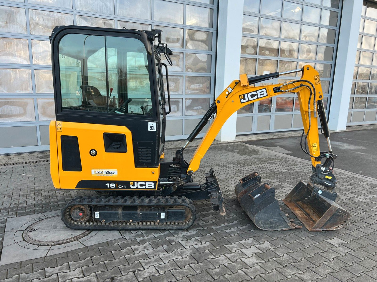 JCB 19C-1 / nur 504h! / Powertilt / 2022 - Mini pelle: photos 3 JCB 19C-1 / nur 504h! / Powertilt / 2022 - Mini pelle: photos 3