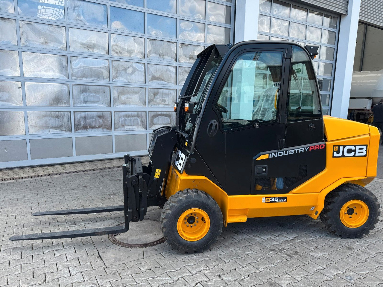 JCB TLT 35-26D 4WD Teletruck / NEU 2025 / SS - Chariot télescopique: photos 5 JCB TLT 35-26D 4WD Teletruck / NEU 2025 / SS - Chariot télescopique: photos 5