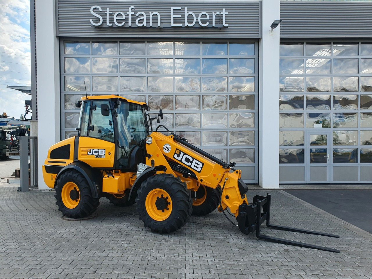 JCB TM 220 SV C / Neufahrzeug / Teleskop / Gabel - Chargeuse sur pneus: photos 2 JCB TM 220 SV C / Neufahrzeug / Teleskop / Gabel - Chargeuse sur pneus: photos 2