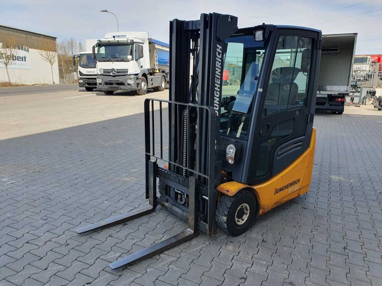 Chariot élévateur électrique Jungheinrich EFG 215 / Triplex: 4.35m! / SS / nur 2.054h!: photos 8