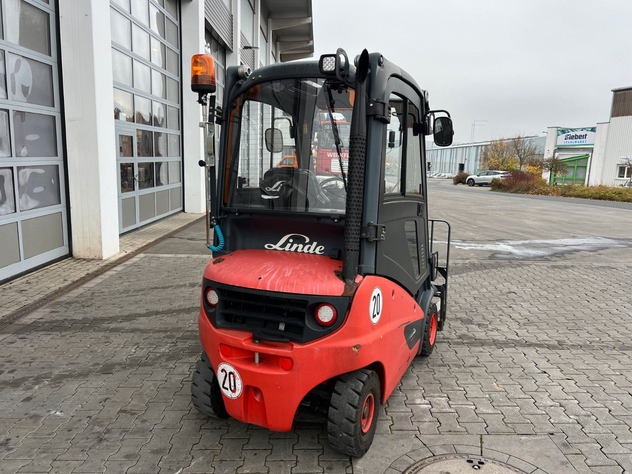 Linde H14D-01 / Triplex: 4.60m! / SS / nur 1.672h! - Chariot élévateur diesel: photos 4 Linde H14D-01 / Triplex: 4.60m! / SS / nur 1.672h! - Chariot élévateur diesel: photos 4