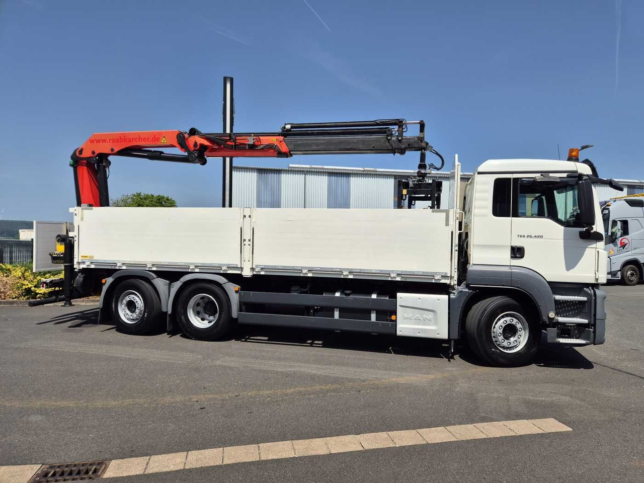 MAN TGS 26.420 6x2-4 LL Palfinger PK 22002-EH B Funk - Camion plateau: photos 5 MAN TGS 26.420 6x2-4 LL Palfinger PK 22002-EH B Funk - Camion plateau: photos 5
