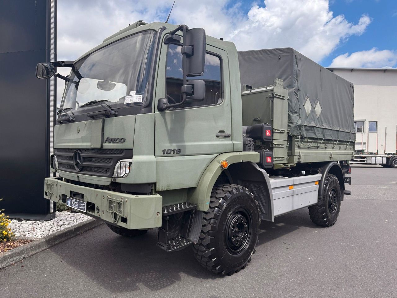 Mercedes-Benz Atego 1018 A 4x4 Singlebereifung 7 Stück vorh. - Camion plateau: photos 2 Mercedes-Benz Atego 1018 A 4x4 Singlebereifung 7 Stück vorh. - Camion plateau: photos 2