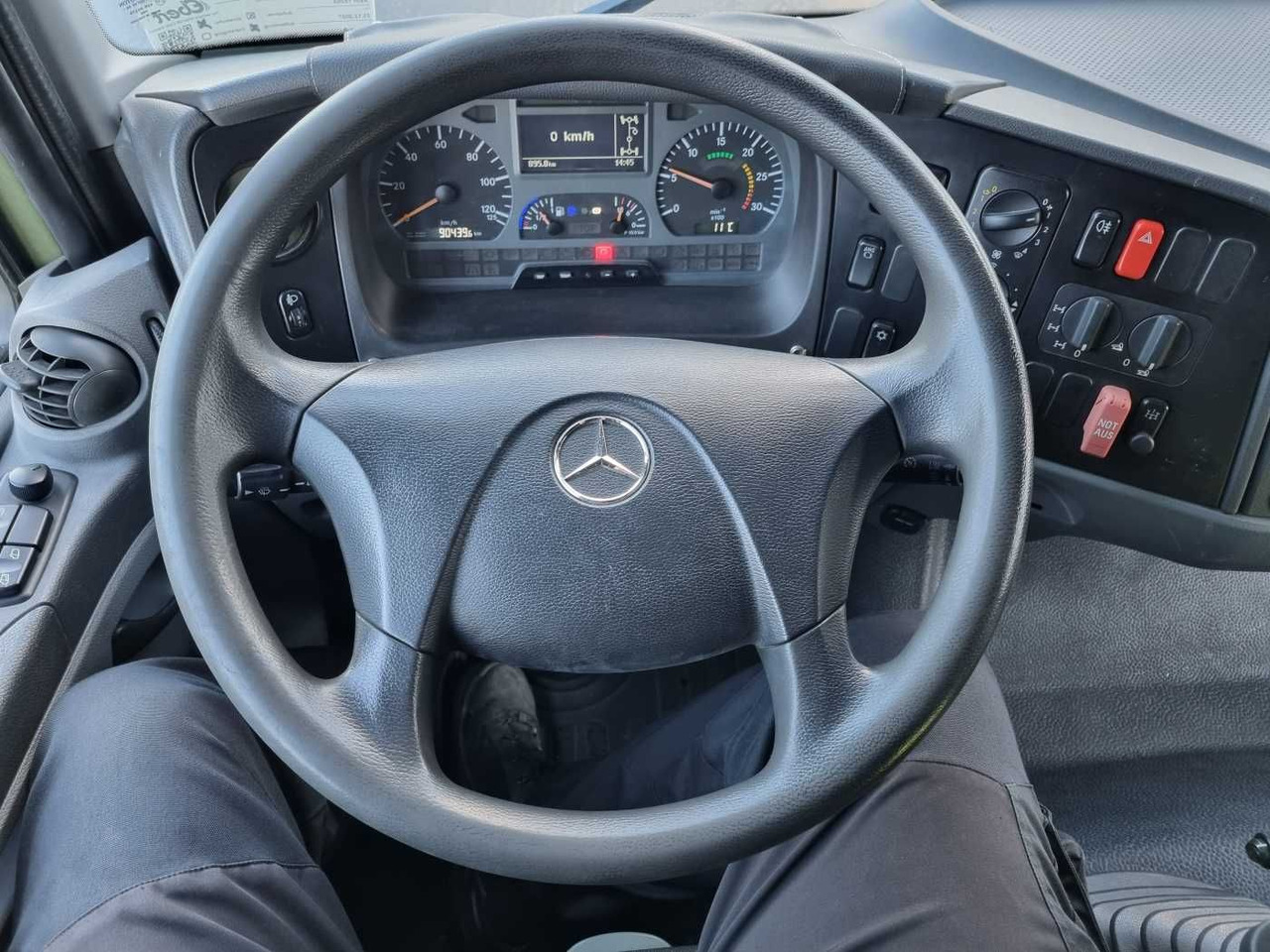 Mercedes-Benz Axor 1829 A 4x4 Pritsche/Plane 10 Stück en crédit-bail Mercedes-Benz Axor 1829 A 4x4 Pritsche/Plane 10 Stück: photos 12