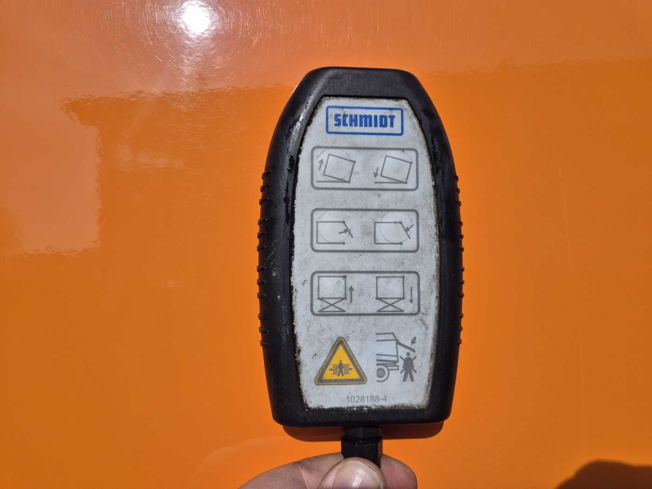 Balayeuse de voirie Mercedes-Benz Axor 2024 L Schmidt Airportsweeper AS 990: photos 10