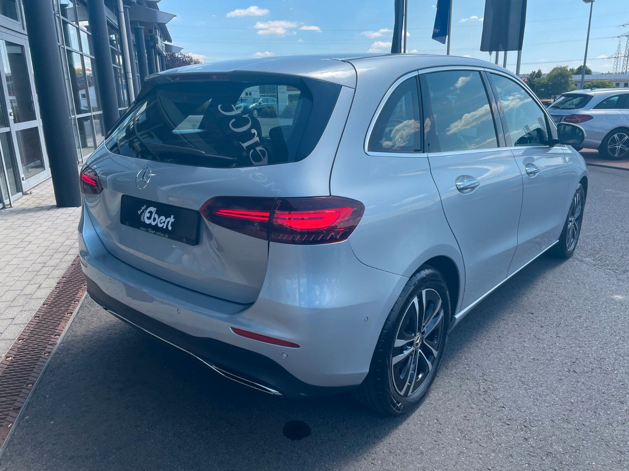 Mercedes-Benz B 200 Progressive R-Kamera+Carplay+Ambiente+Keyl - Voiture break: photos 4 Mercedes-Benz B 200 Progressive R-Kamera+Carplay+Ambiente+Keyl - Voiture break: photos 4