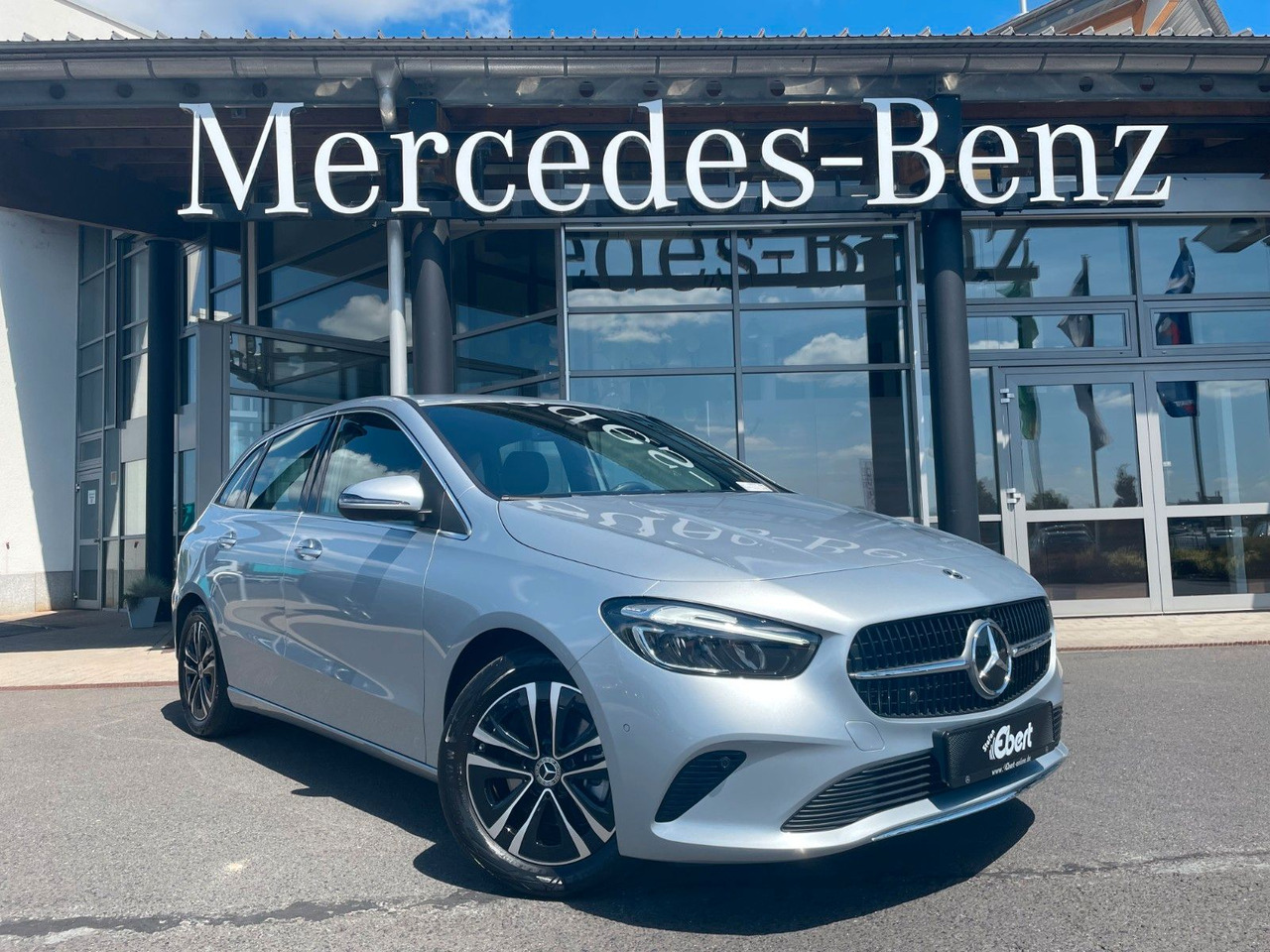 Mercedes-Benz B 200 Progressive R-Kamera+Carplay+Ambiente+Keyl - Voiture break: photos 1 Mercedes-Benz B 200 Progressive R-Kamera+Carplay+Ambiente+Keyl - Voiture break: photos 1