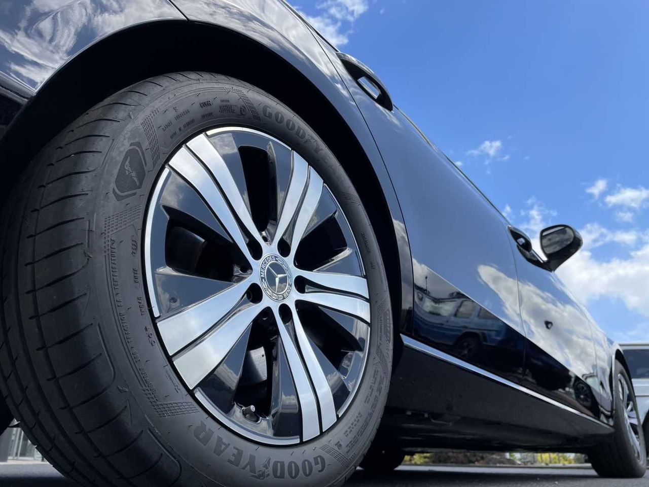 Mercedes-Benz C 180 9G Avantgarde Memory+Distr+ 360°+Keyless+L - Berline: photos 5 Mercedes-Benz C 180 9G Avantgarde Memory+Distr+ 360°+Keyless+L - Berline: photos 5