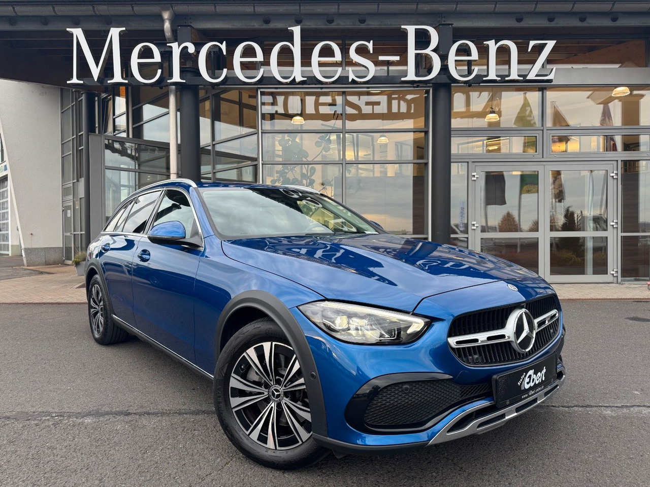 Mercedes-Benz C 200 T All Terrain 4M+Ambiente+360+Augmented - Voiture break: photos 1 Mercedes-Benz C 200 T All Terrain 4M+Ambiente+360+Augmented - Voiture break: photos 1