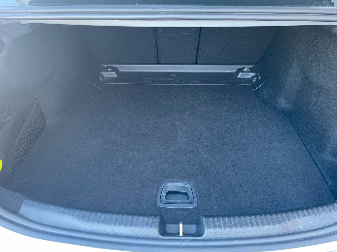 Berline Mercedes-Benz C 220 d AVANTGARDE R-Kamera+Carplay+TotW+Ambient: photos 7