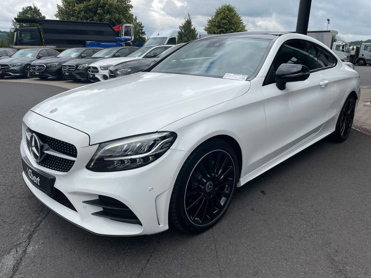 Mercedes-Benz C 220 d Coupe AMG+Pano+R-Kamera+Night+Carplay - Coupé: photos 2 Mercedes-Benz C 220 d Coupe AMG+Pano+R-Kamera+Night+Carplay - Coupé: photos 2