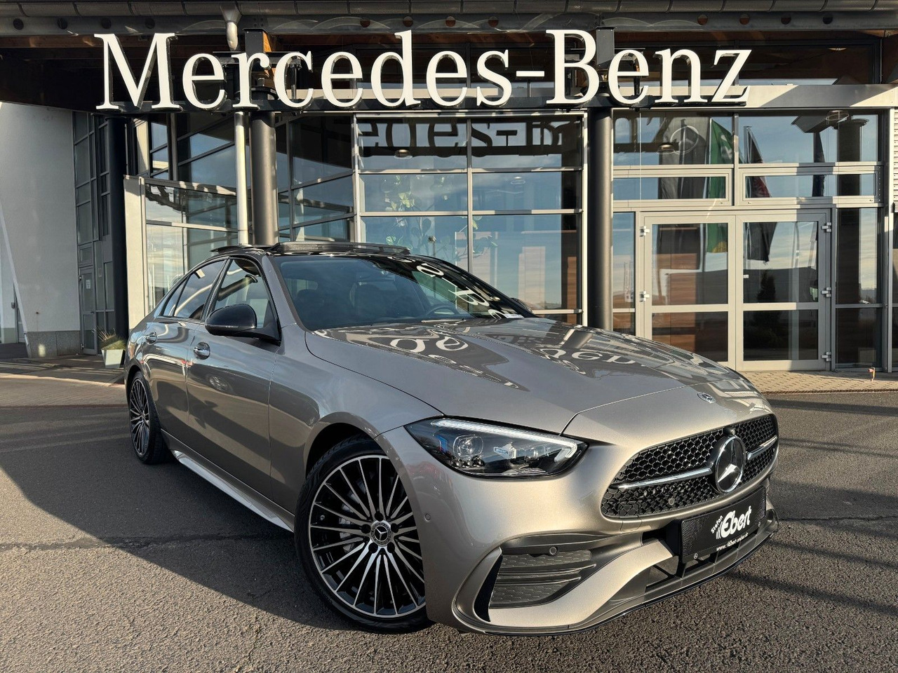 Mercedes-Benz C 300 AMG+Pano+Burmester+360+Digital+Memory - Berline: photos 1 Mercedes-Benz C 300 AMG+Pano+Burmester+360+Digital+Memory - Berline: photos 1