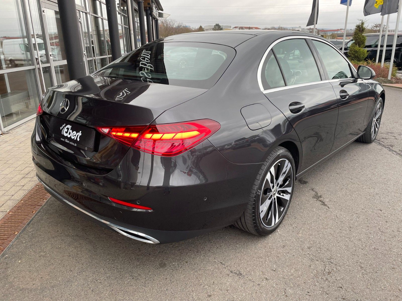 Mercedes-Benz C 300 e Avantgarde Digital+S-Dach+AHK+Distr+ - Berline: photos 5 Mercedes-Benz C 300 e Avantgarde Digital+S-Dach+AHK+Distr+ - Berline: photos 5