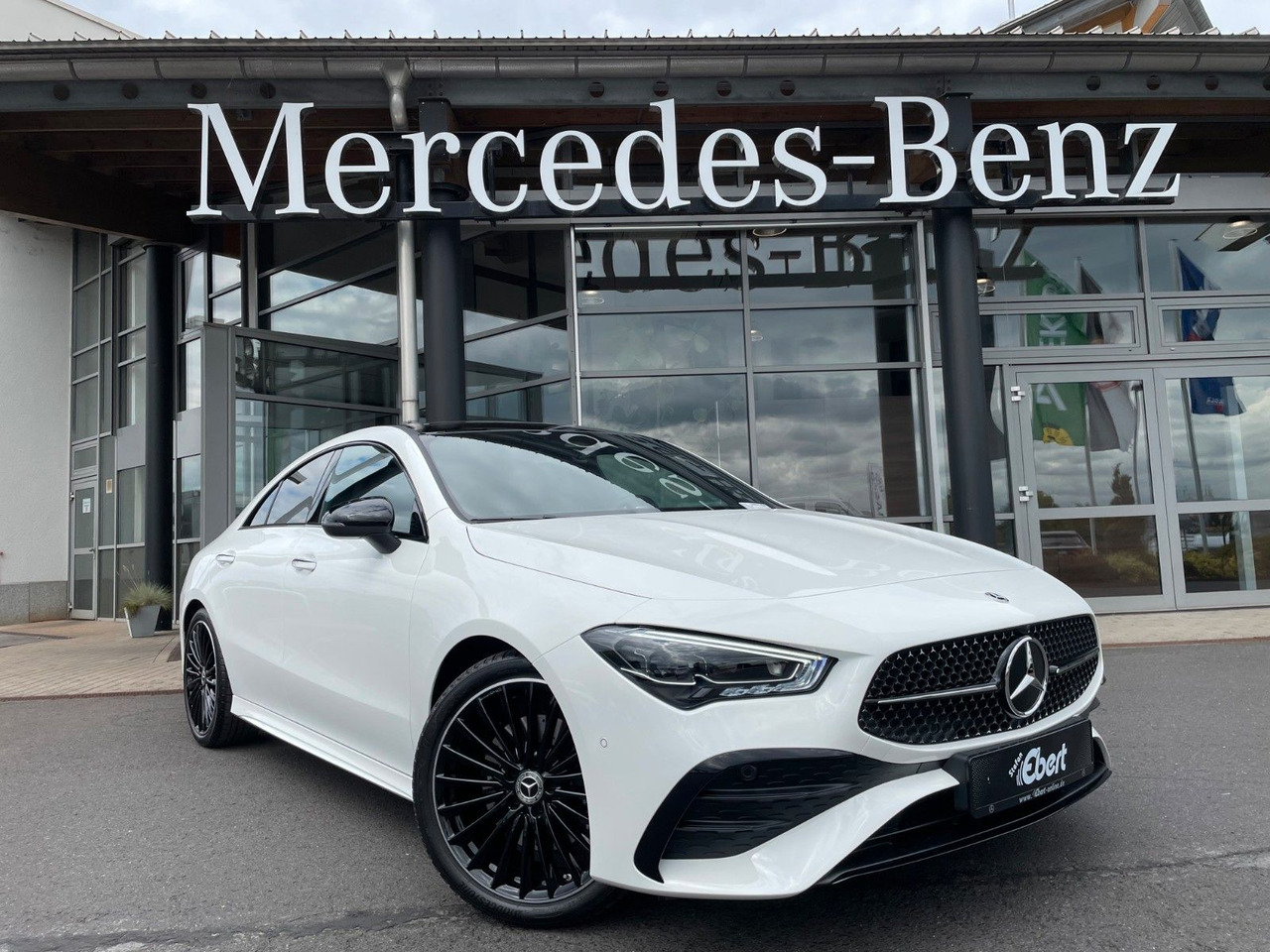 Mercedes-Benz CLA 200 AMG Pano+R-Kamera+19" - Coupé: photos 1 Mercedes-Benz CLA 200 AMG Pano+R-Kamera+19" - Coupé: photos 1
