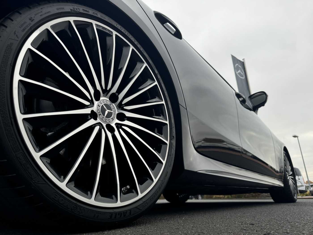 Mercedes-Benz CLS 400d AMG+Burmester+AirM+360+ Memory+Night - Voiture: photos 5 Mercedes-Benz CLS 400d AMG+Burmester+AirM+360+ Memory+Night - Voiture: photos 5