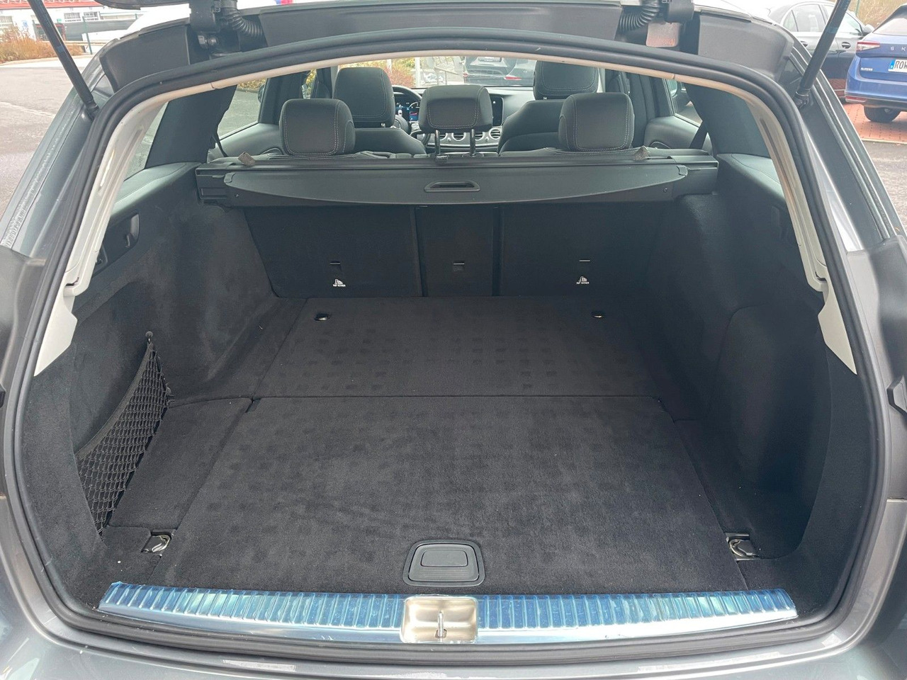 Mercedes-Benz E 220 d T Pano+Ambiente+Distr+360°+Comand+DAB - Voiture break: photos 5 Mercedes-Benz E 220 d T Pano+Ambiente+Distr+360°+Comand+DAB - Voiture break: photos 5