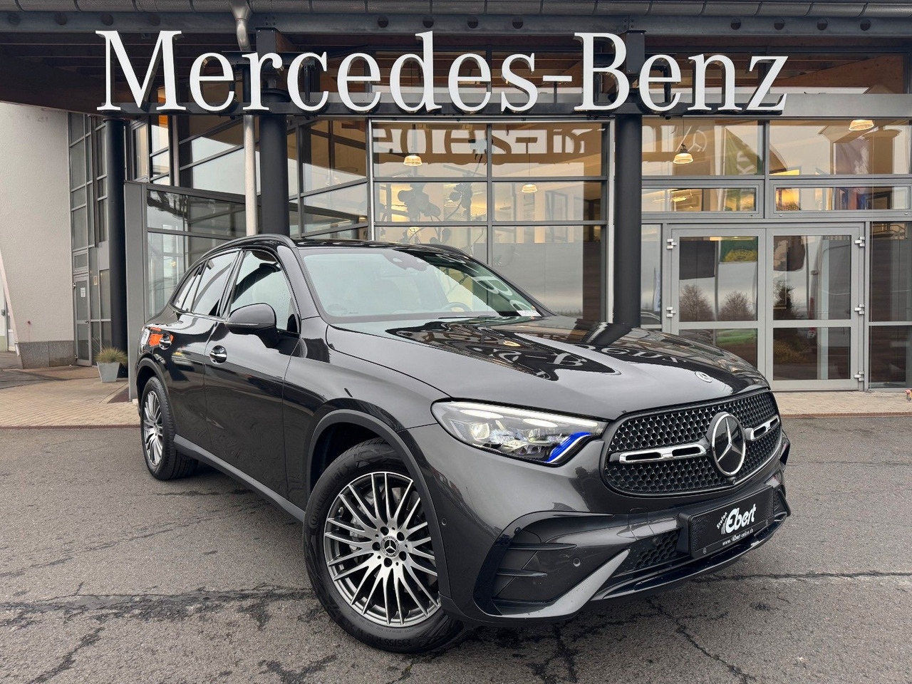Mercedes-Benz GLC 220d 4M AMG+AHK+Burm+STH+360+Night - SUV: photos 1 Mercedes-Benz GLC 220d 4M AMG+AHK+Burm+STH+360+Night - SUV: photos 1