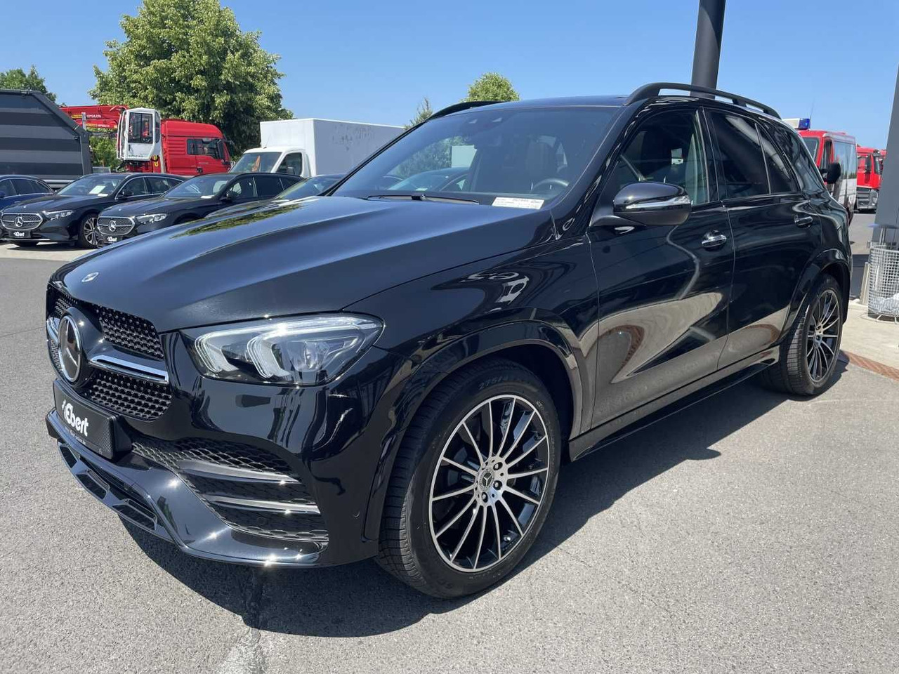 Mercedes-Benz GLE 300 d 4M AMG AHK+Pano+Burm+21' +AirM+Distr - SUV: photos 2 Mercedes-Benz GLE 300 d 4M AMG AHK+Pano+Burm+21' +AirM+Distr - SUV: photos 2