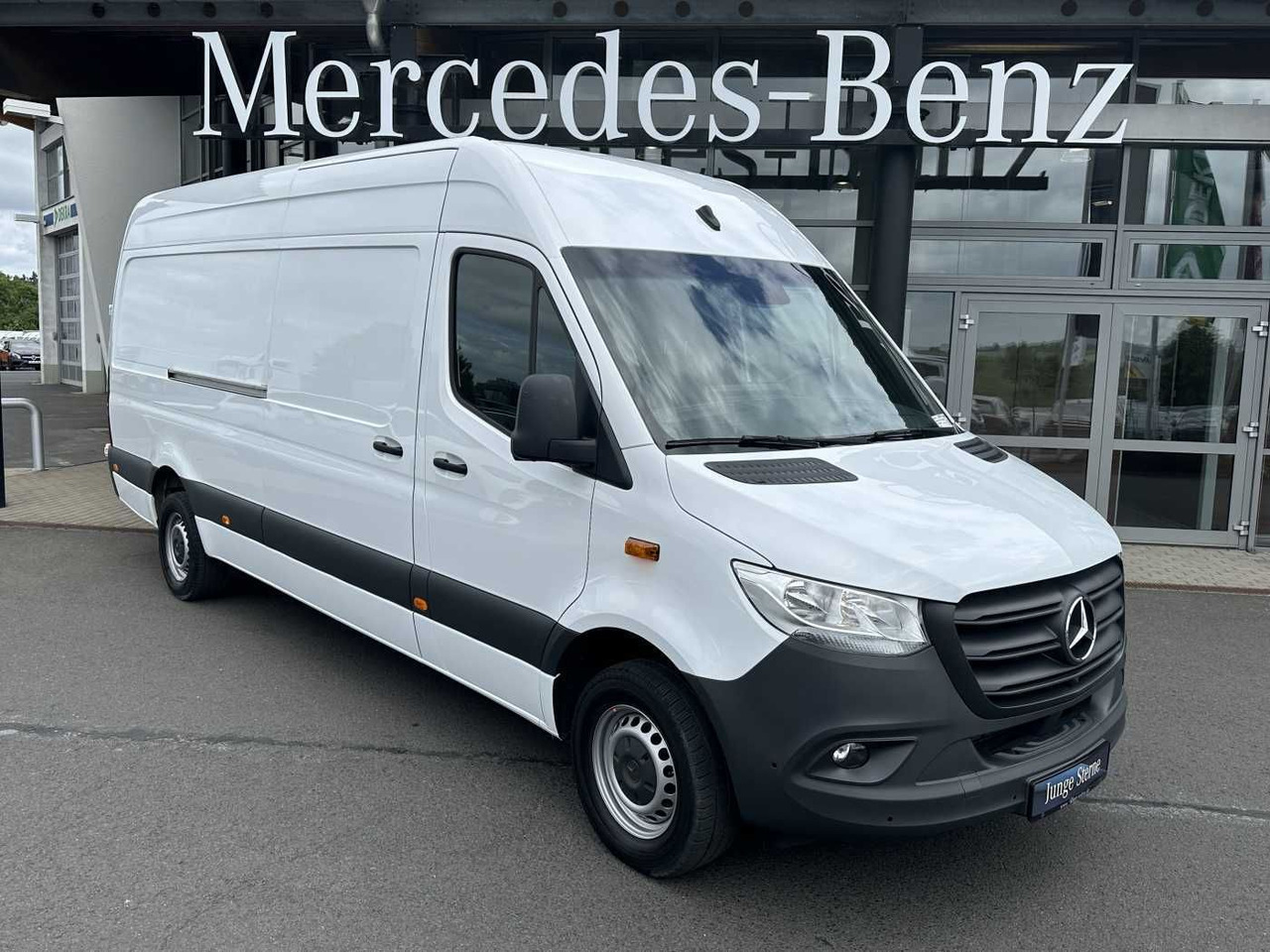 Mercedes-Benz Sprinter 317 CDI 4325 9G AHK3,5 Klima 360Kamera - Fourgon utilitaire: photos 1 Mercedes-Benz Sprinter 317 CDI 4325 9G AHK3,5 Klima 360Kamera - Fourgon utilitaire: photos 1