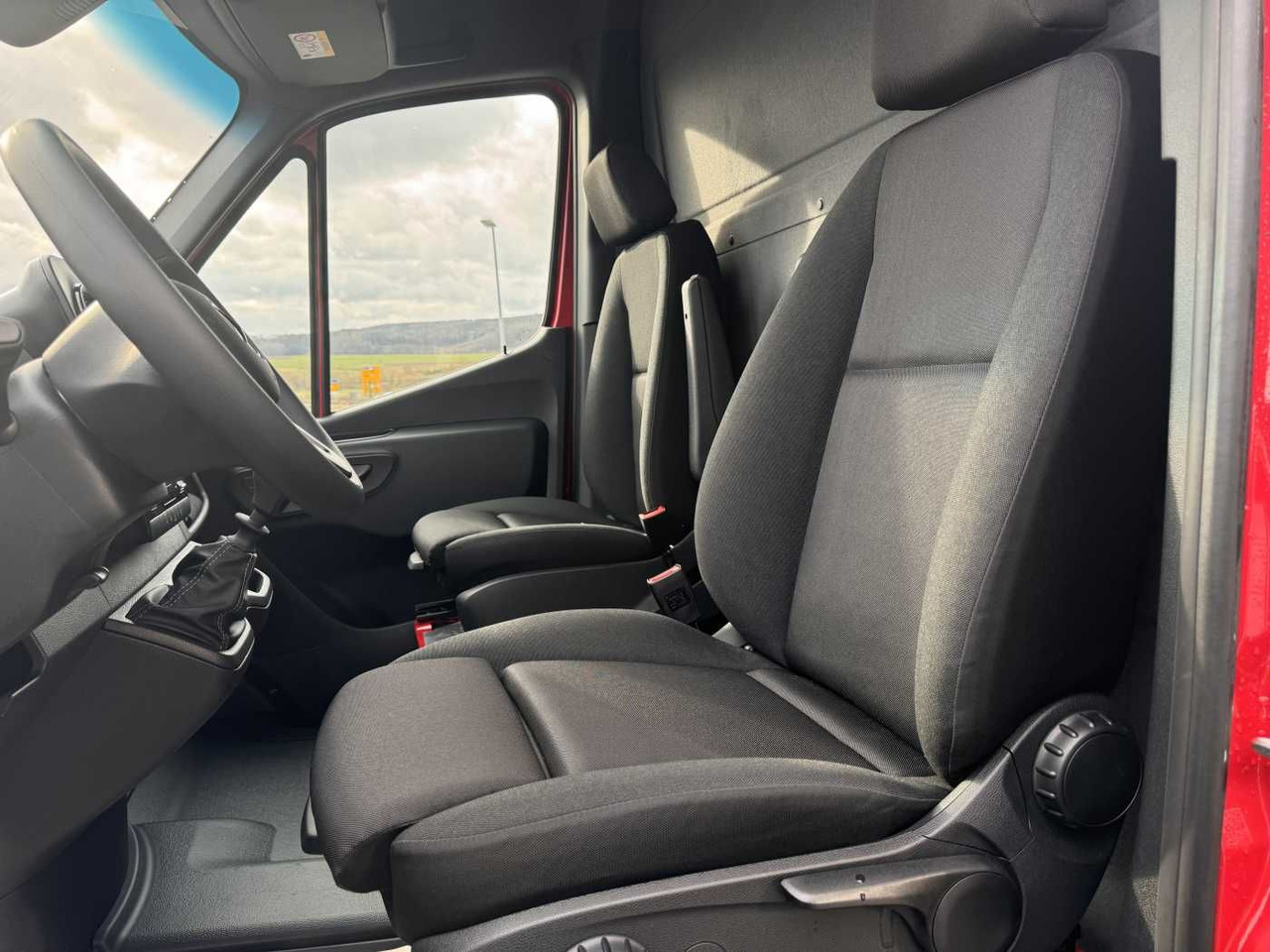 Châssis cabine Mercedes-Benz Sprinter 517 CDI 4325 Fahrgestell AHK3,5 5.500kg: photos 9