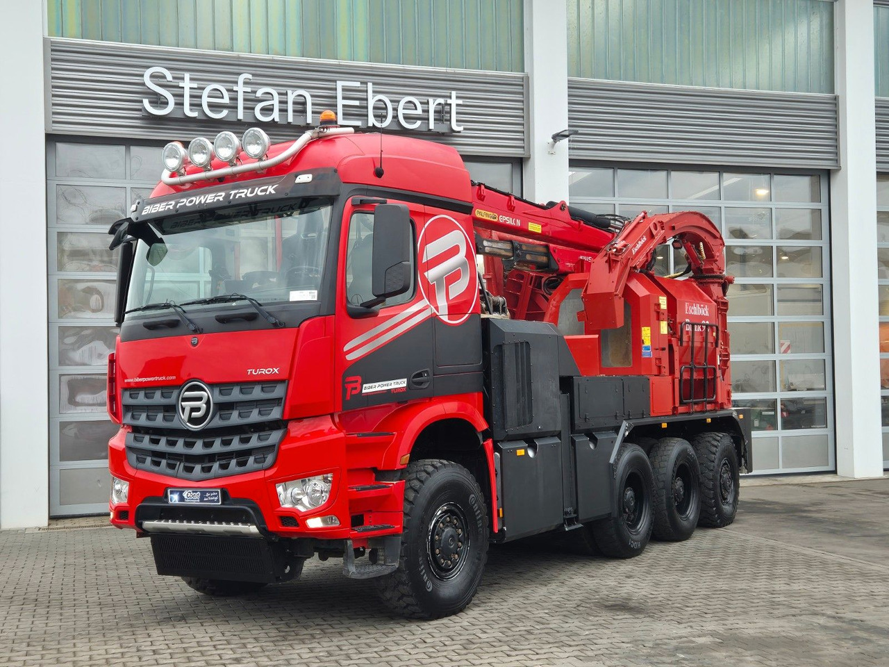 Mercedes-Benz TUROX 8x8 Eschlböck Biber 92 Holzhacker / 1.512h - Camion grumier, Camion grue: photos 3 Mercedes-Benz TUROX 8x8 Eschlböck Biber 92 Holzhacker / 1.512h - Camion grumier, Camion grue: photos 3