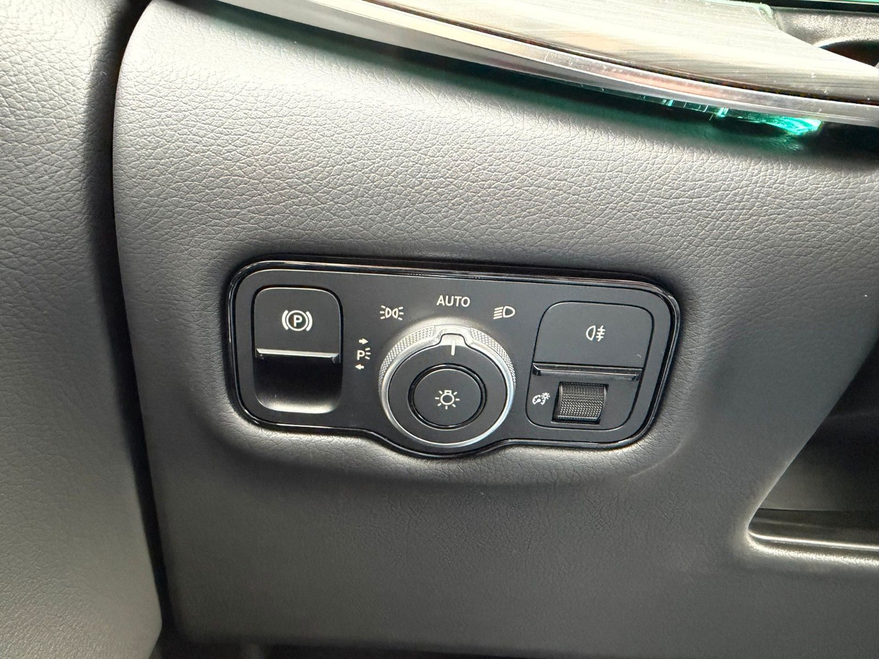 Mercedes-Benz V 300 d 4MATIC EXCLUSIVE Luxus-Sitze AHK2,5to en crédit-bail Mercedes-Benz V 300 d 4MATIC EXCLUSIVE Luxus-Sitze AHK2,5to: photos 25