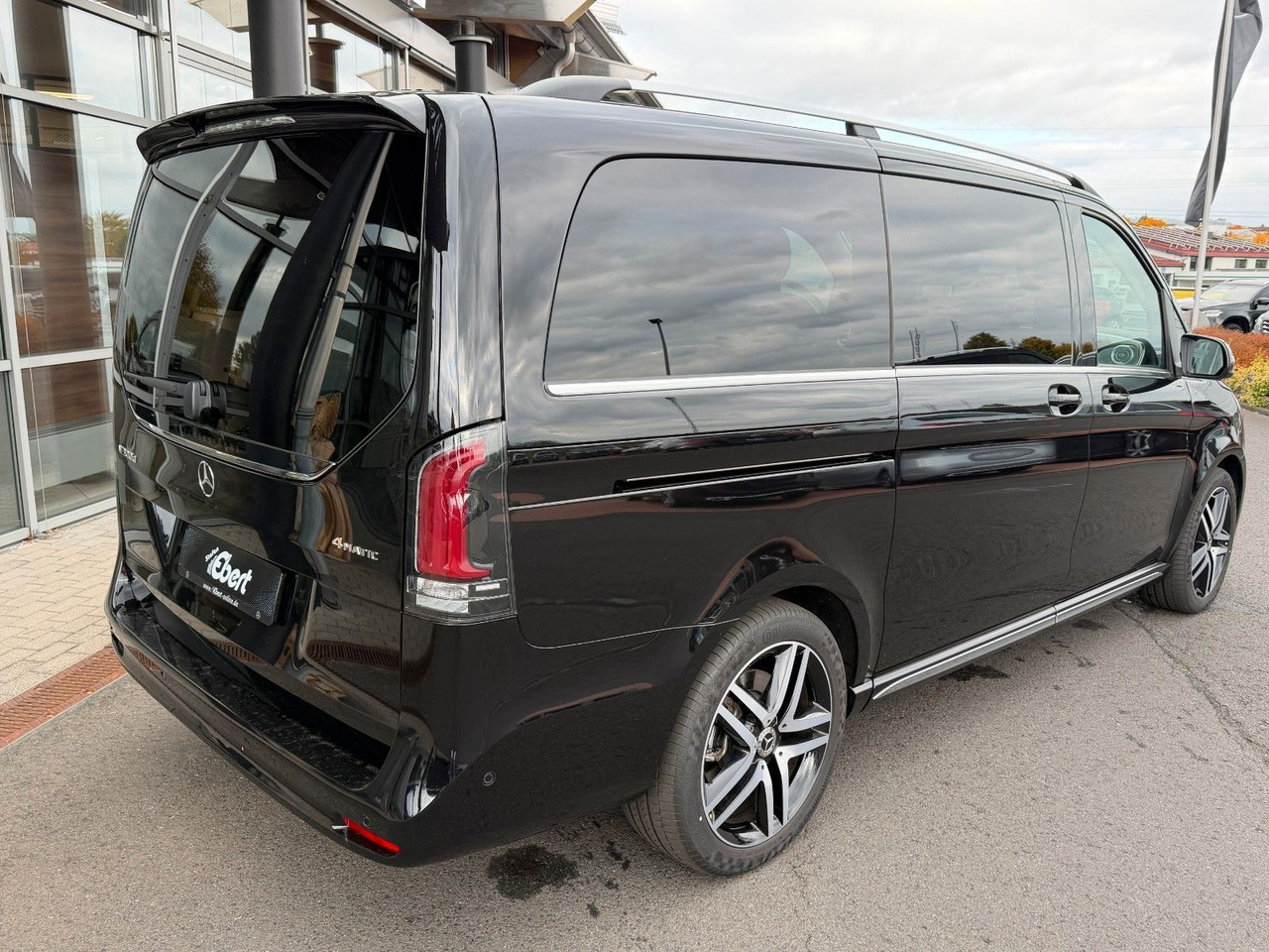 Mercedes-Benz V 300 d 4MATIC EXCLUSIVE Luxus-Sitze AHK2,5to - Voiture break: photos 4 Mercedes-Benz V 300 d 4MATIC EXCLUSIVE Luxus-Sitze AHK2,5to - Voiture break: photos 4