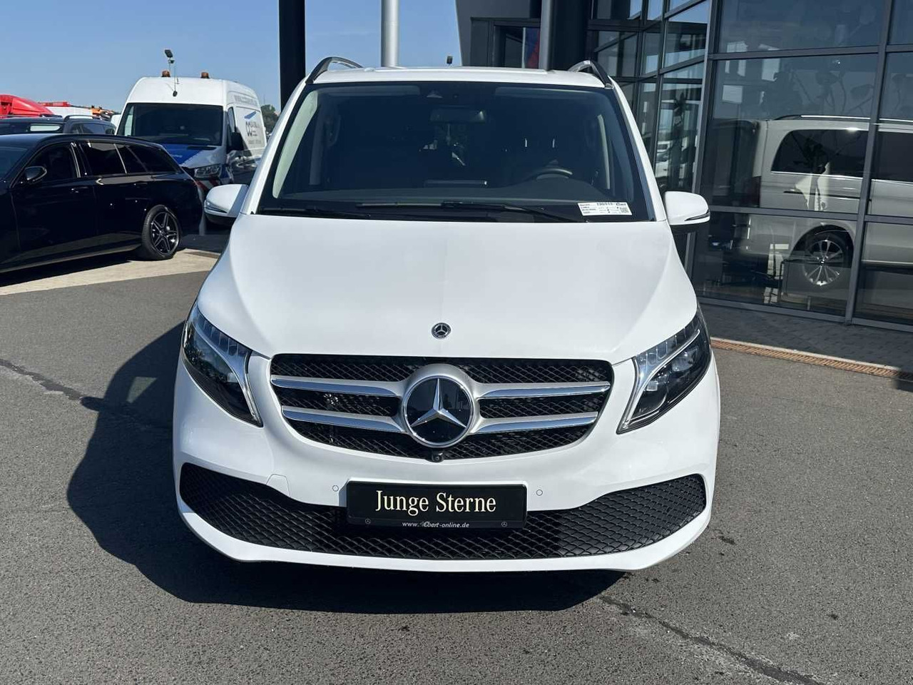 Mercedes-Benz V 300 d AVA ED 6Sitze Burmester 360Kamera el Tür - Voiture: photos 2 Mercedes-Benz V 300 d AVA ED 6Sitze Burmester 360Kamera el Tür - Voiture: photos 2