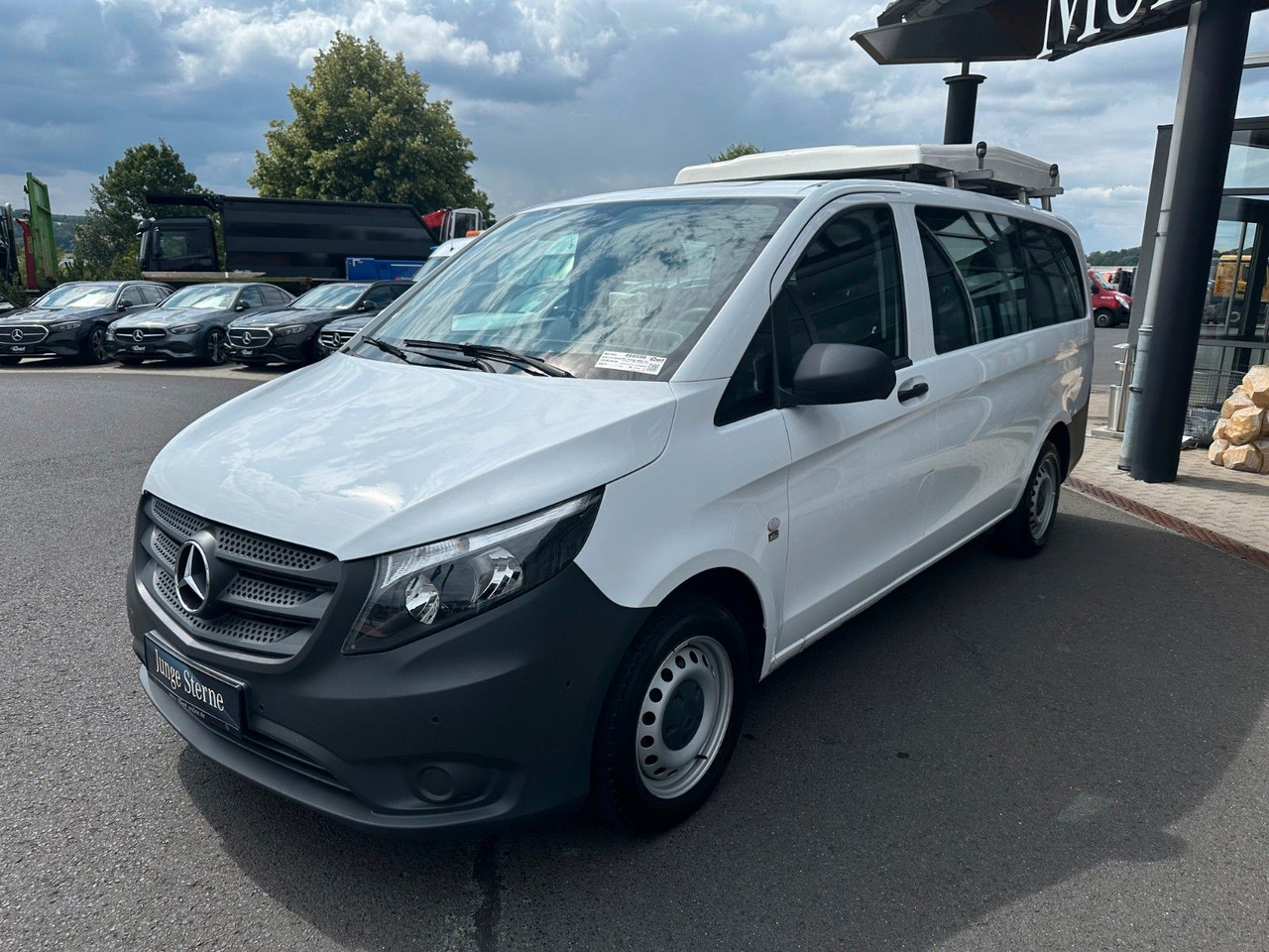 Mercedes-Benz Vito 111 CDI Tourer Begleitfahrzeug BF3+ / WVZ - Fourgon utilitaire: photos 4 Mercedes-Benz Vito 111 CDI Tourer Begleitfahrzeug BF3+ / WVZ - Fourgon utilitaire: photos 4
