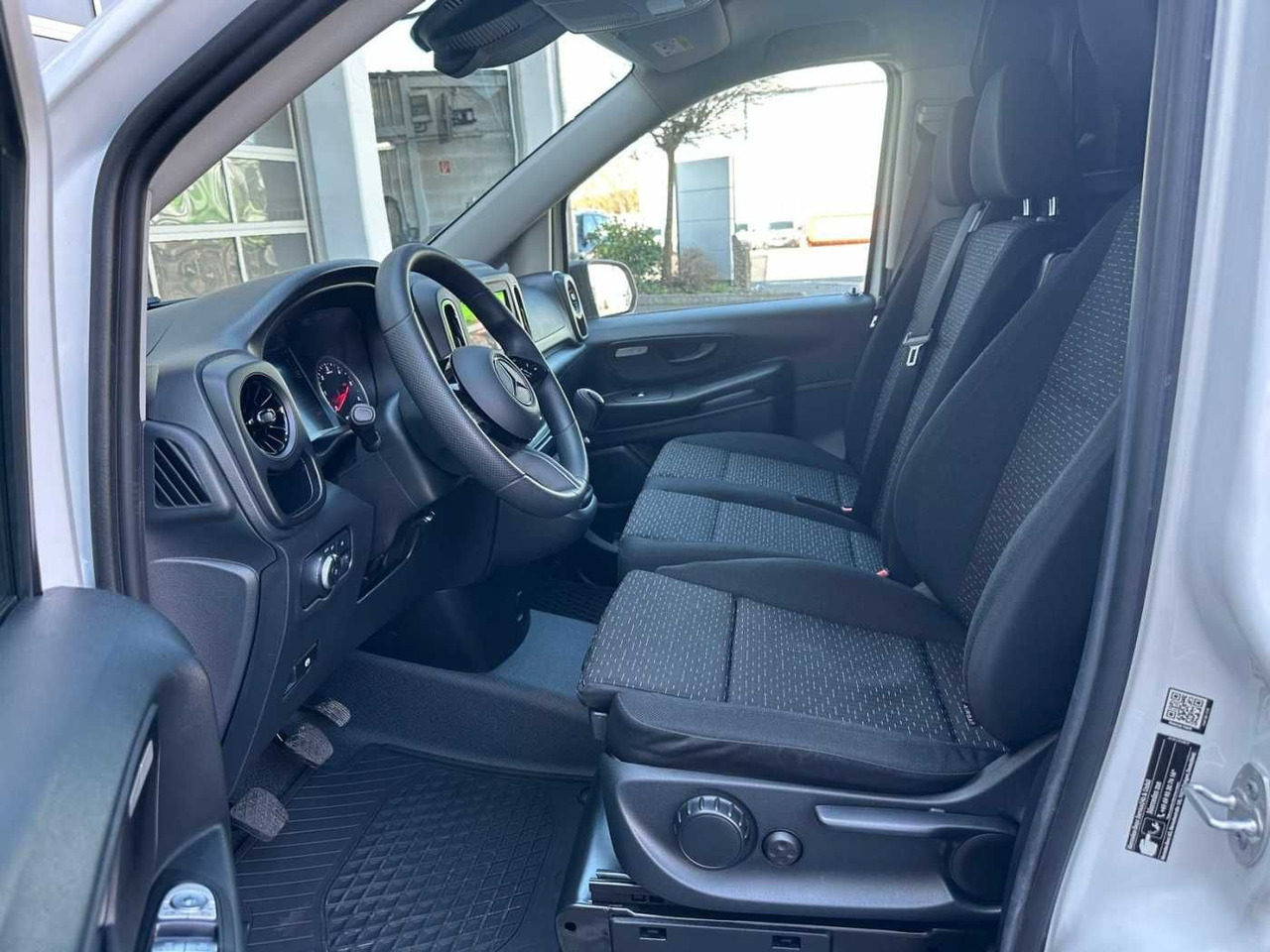 Fourgonnette Mercedes-Benz Vito 116 CDI neues Modell Klima Kamera MBUX: photos 9