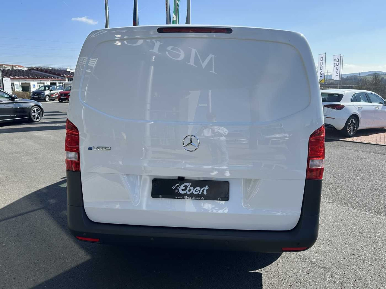 Mercedes-Benz eVito 112 Klima Kamera Audio 30 Sitzheiz Tempom. - Fourgonnette, Utilitaire électrique: photos 5 Mercedes-Benz eVito 112 Klima Kamera Audio 30 Sitzheiz Tempom. - Fourgonnette, Utilitaire électrique: photos 5