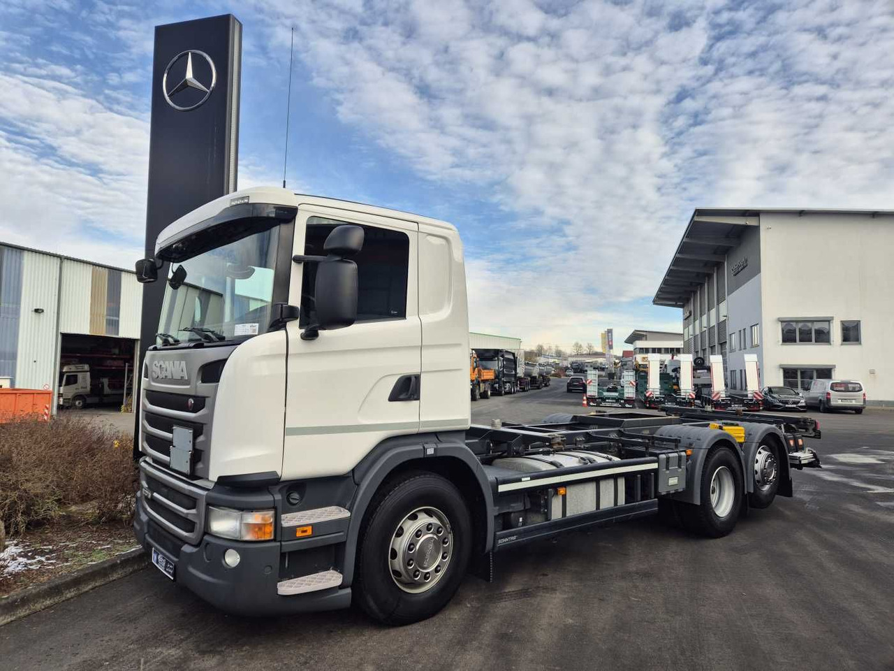Scania G 370 DB 6x2*4 MNB BDF Lenkachse LBW faltbar - Camion porte-conteneur/ Caisse mobile: photos 1 Scania G 370 DB 6x2*4 MNB BDF Lenkachse LBW faltbar - Camion porte-conteneur/ Caisse mobile: photos 1
