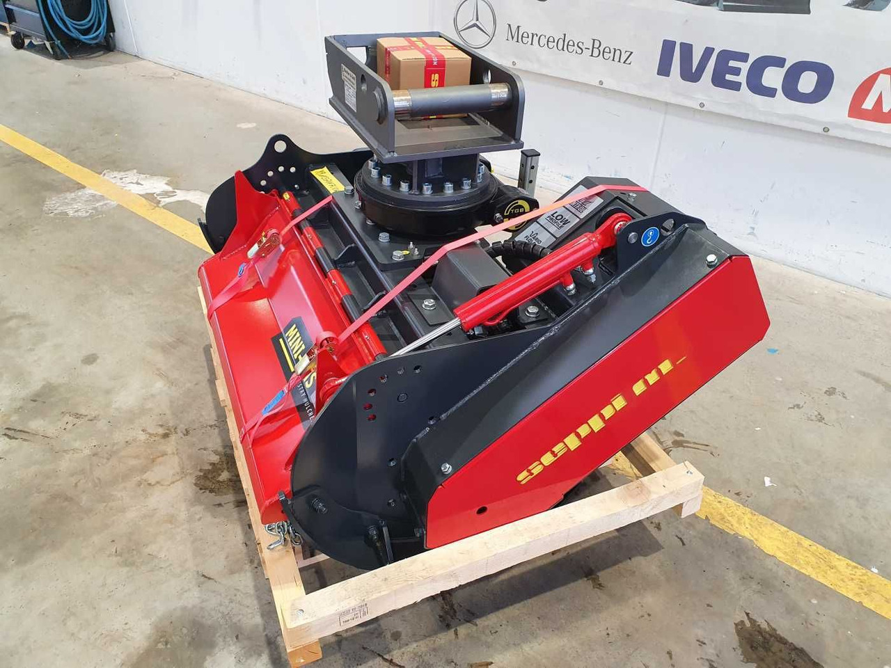 Seppi MINI-BMS 105 Forstmulcher Drehmotor MS08 - Broyeur forestier: photos 3 Seppi MINI-BMS 105 Forstmulcher Drehmotor MS08 - Broyeur forestier: photos 3