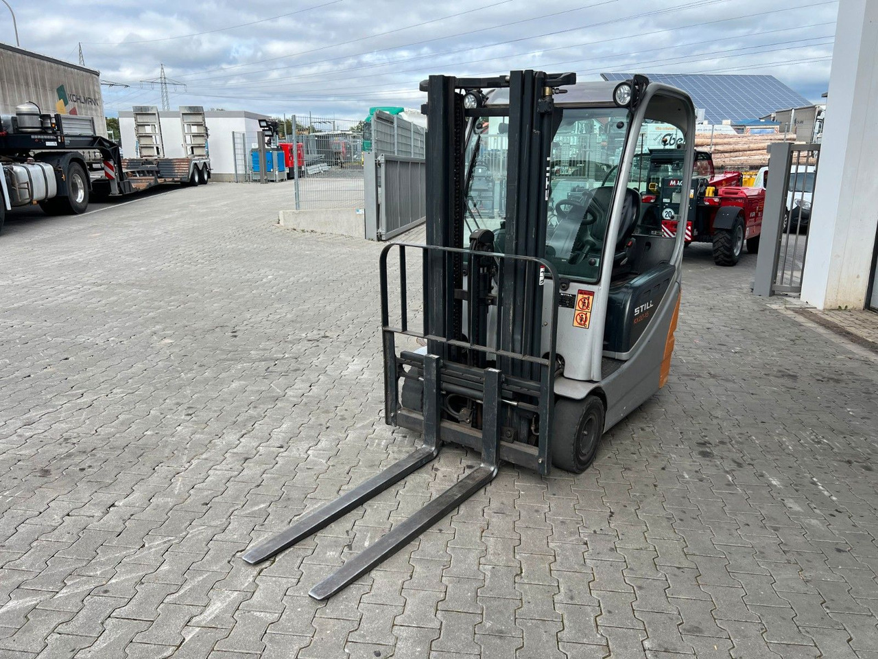 Chariot élévateur électrique Still RX 20-14 / Triplex: 4,3m / 1.447h / SS / 03.2020: photos 9