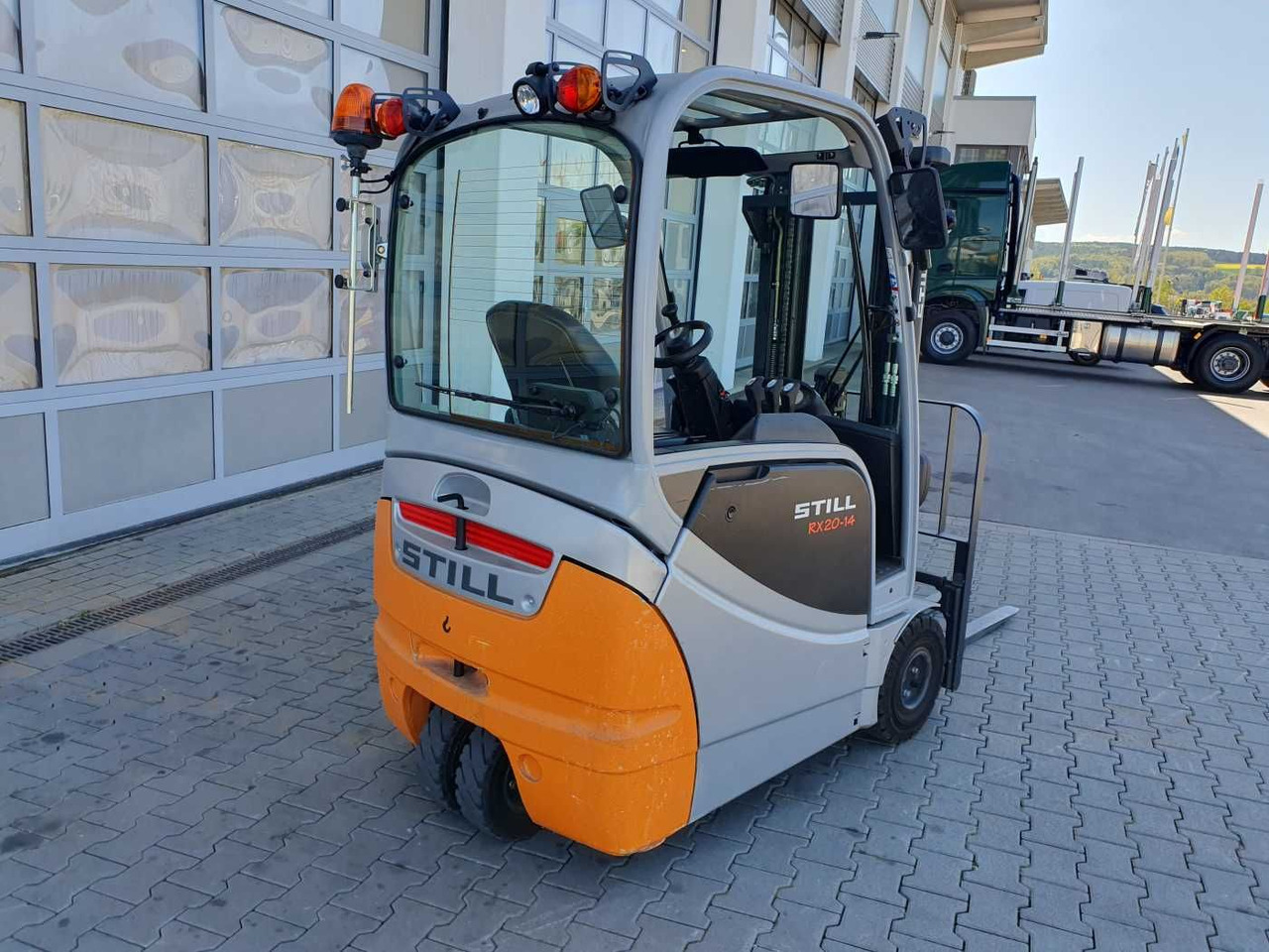 Still RX20-14 / 2023 / Triplex: 4.30m! / 100h! / SS - Chariot élévateur électrique: photos 3 Still RX20-14 / 2023 / Triplex: 4.30m! / 100h! / SS - Chariot élévateur électrique: photos 3