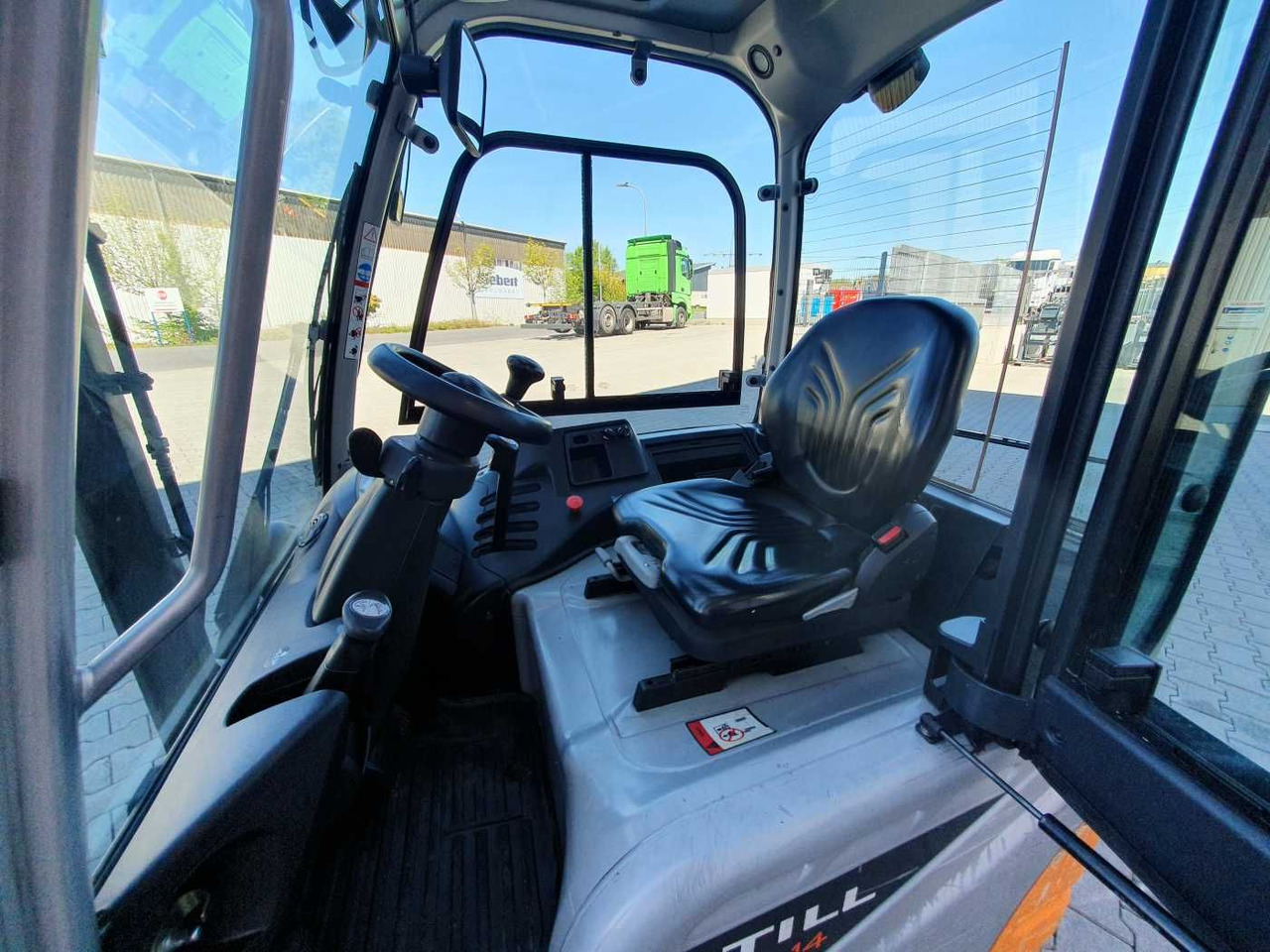 Still RX20-14 / 2023 / Triplex: 4.60m! / 2.604h / SS en crédit-bail Still RX20-14 / 2023 / Triplex: 4.60m! / 2.604h / SS: photos 11