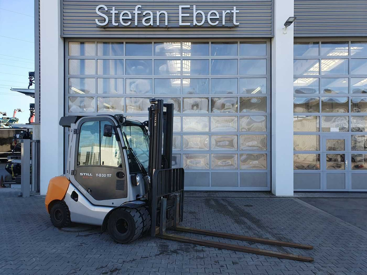 Still RX70-35 / Duplex: 3.50m! / nur 1.986h! / SS - Chariot élévateur diesel: photos 1 Still RX70-35 / Duplex: 3.50m! / nur 1.986h! / SS - Chariot élévateur diesel: photos 1