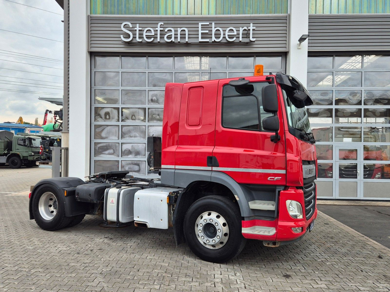 DAF CF 450 FT 4x2 Hydraulik Alu-Felgen Bett - Tracteur routier: photos 4 DAF CF 450 FT 4x2 Hydraulik Alu-Felgen Bett - Tracteur routier: photos 4