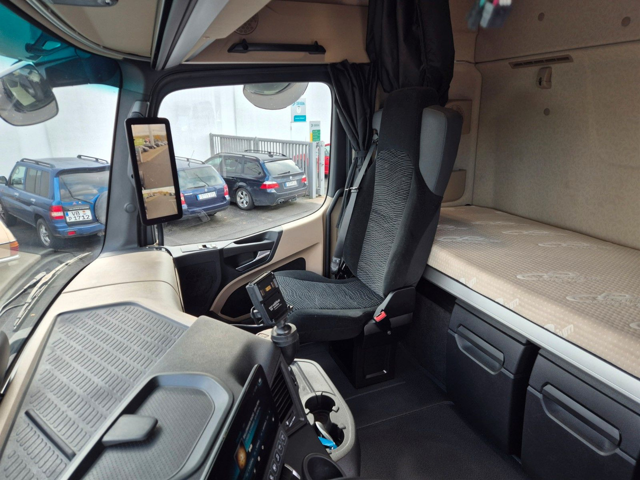 Mercedes-Benz Actros 1848 LS Hydraulik Reatarder Standklima en crédit-bail Mercedes-Benz Actros 1848 LS Hydraulik Reatarder Standklima: photos 18 Mercedes-Benz Actros 1848 LS Hydraulik Reatarder Standklima en crédit-bail Mercedes-Benz Actros 1848 LS Hydraulik Reatarder Standklima: photos 18