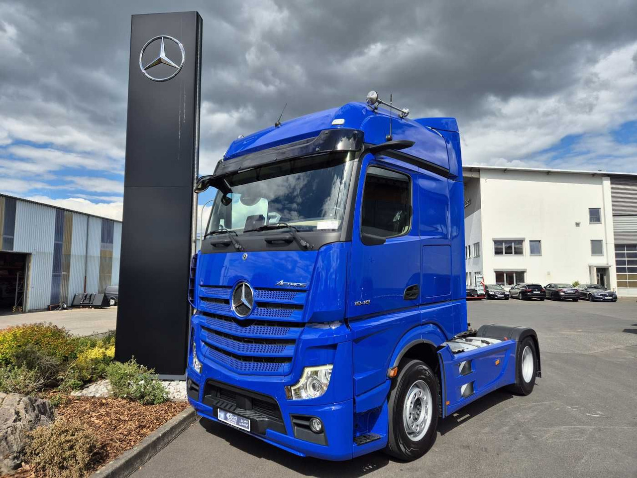 Mercedes-Benz Actros 1848 LS Retarder Standklima MirrorCam Big - Tracteur routier: photos 1 Mercedes-Benz Actros 1848 LS Retarder Standklima MirrorCam Big - Tracteur routier: photos 1