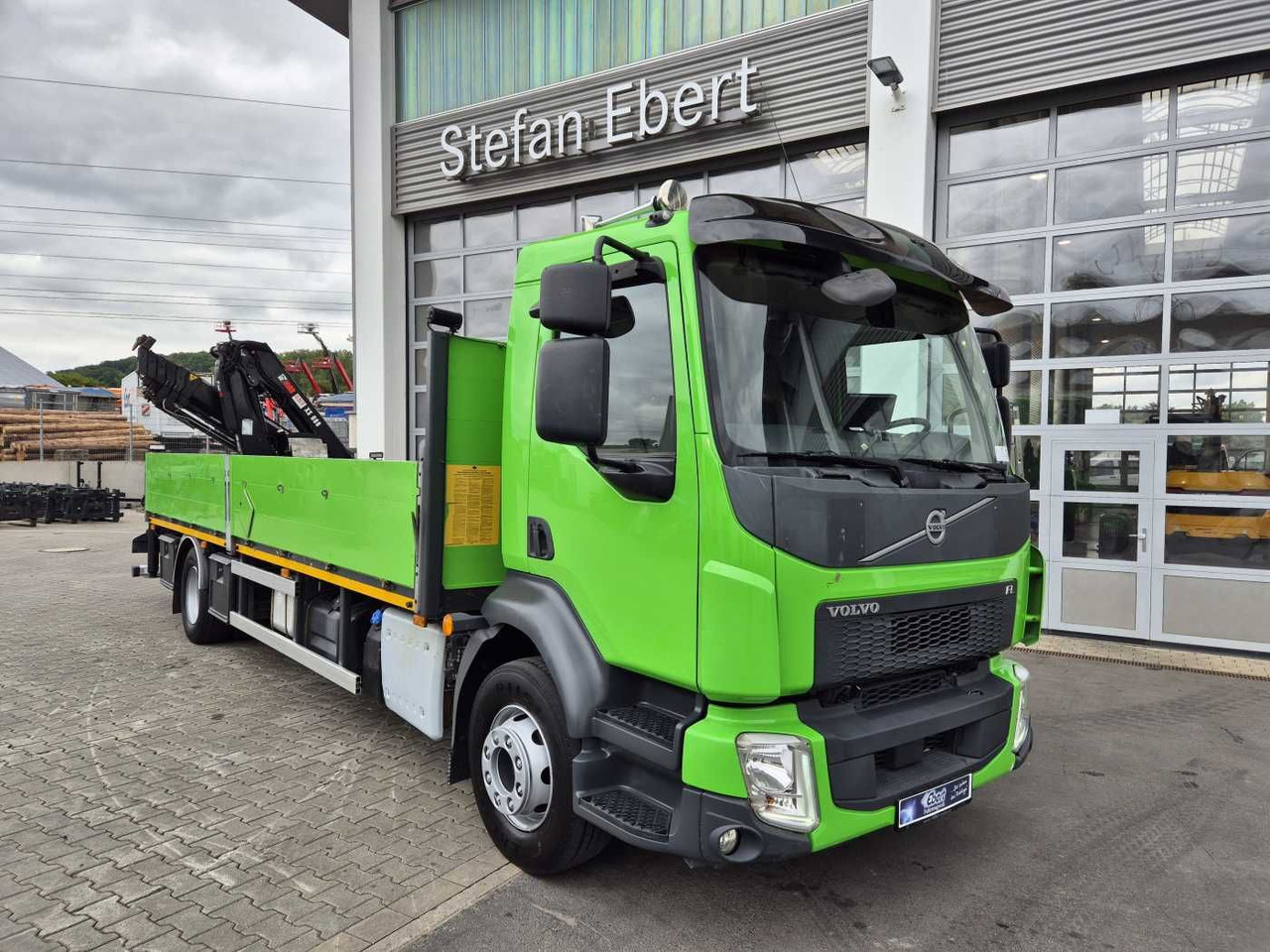 Volvo FL 42 R Kran Hiab XS 088 Funk bis 14 m! Kamera - Camion grue: photos 3 Volvo FL 42 R Kran Hiab XS 088 Funk bis 14 m! Kamera - Camion grue: photos 3