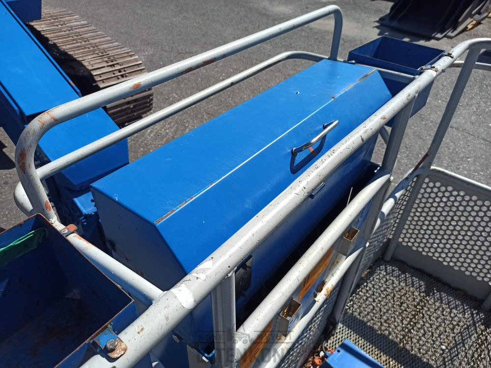 Nacelle télescopique Aichi SR123 Tela-alustainen kuukulkija: photos 12