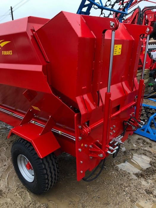 Fimaks Horizontales Futtermischwagen FIMAKS FMHI 4/Feed w - Mélangeuse: photos 2 Fimaks Horizontales Futtermischwagen FIMAKS FMHI 4/Feed w - Mélangeuse: photos 2