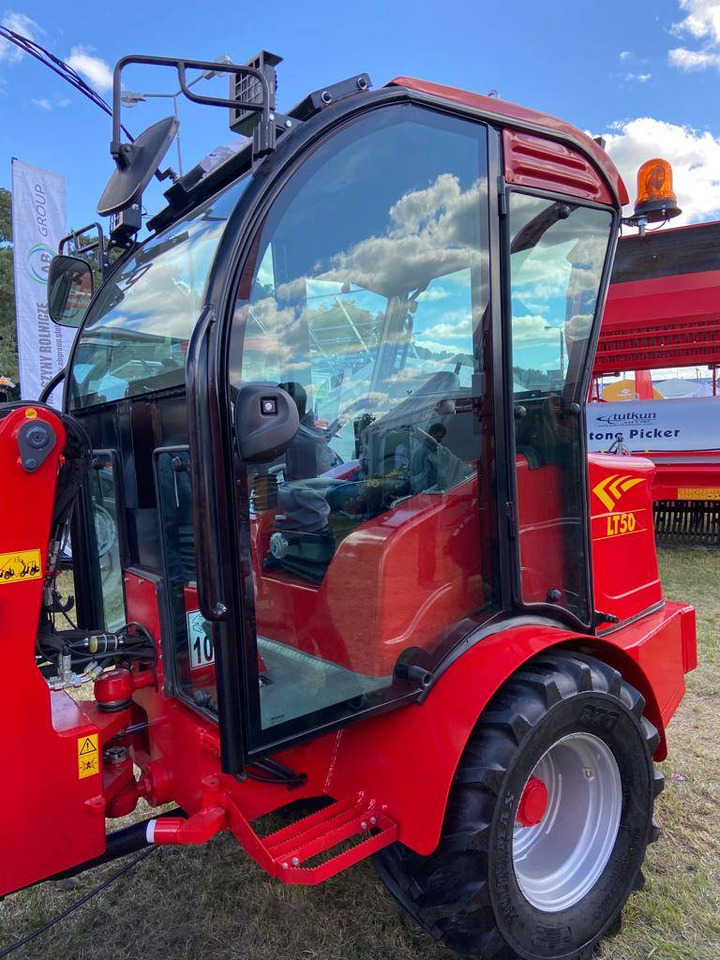 Fimaks articulated wheel loader with telescope FMLT50 - Valet de ferme: photos 1 Fimaks articulated wheel loader with telescope FMLT50 - Valet de ferme: photos 1